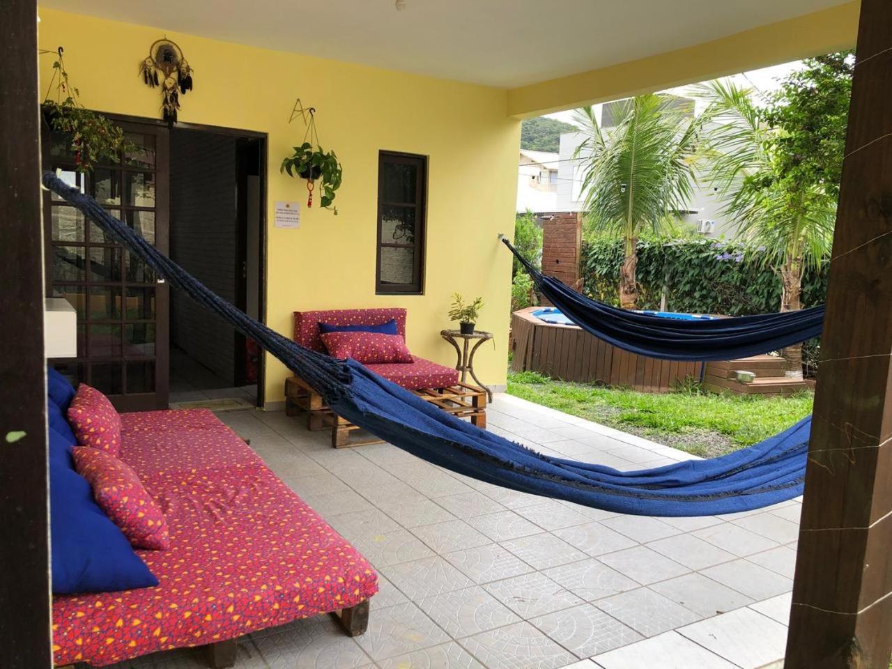 Casa Vibra Luz Familiar Hostel Florianopolis