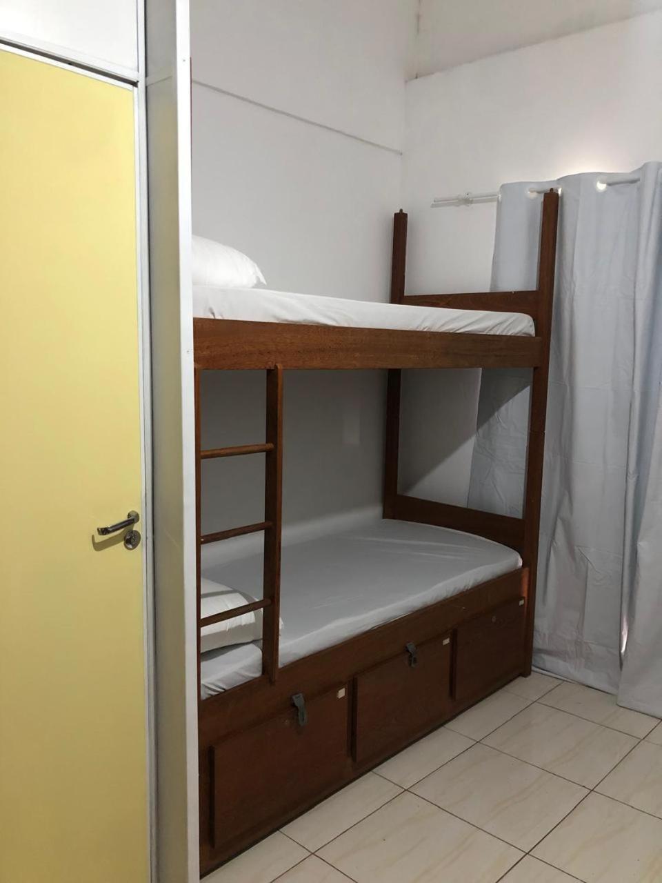 Casa Vibra Luz Familiar Hostal Florianópolis